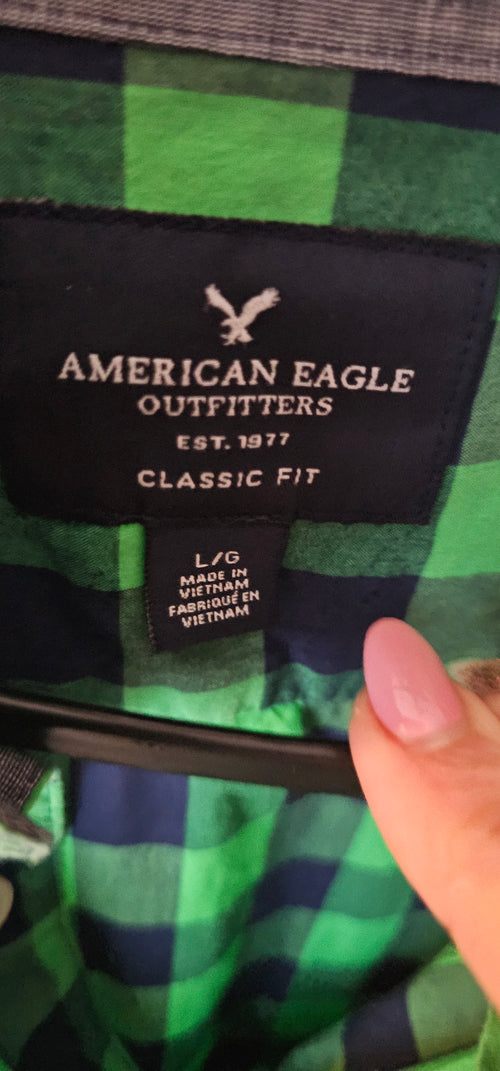 American Eagle Size Large shirt