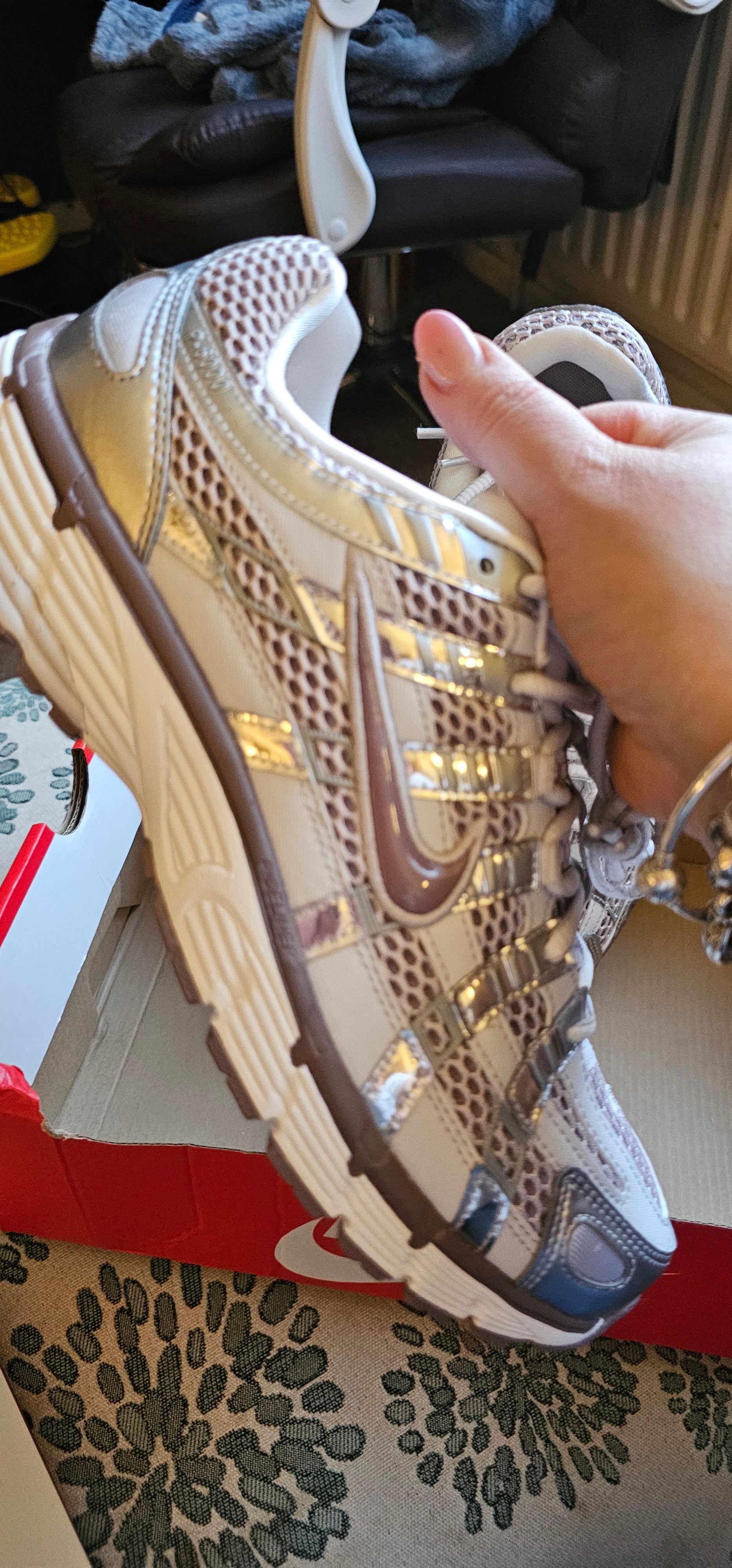 Nike Womens P-6000 Trainers Size 8 UK
