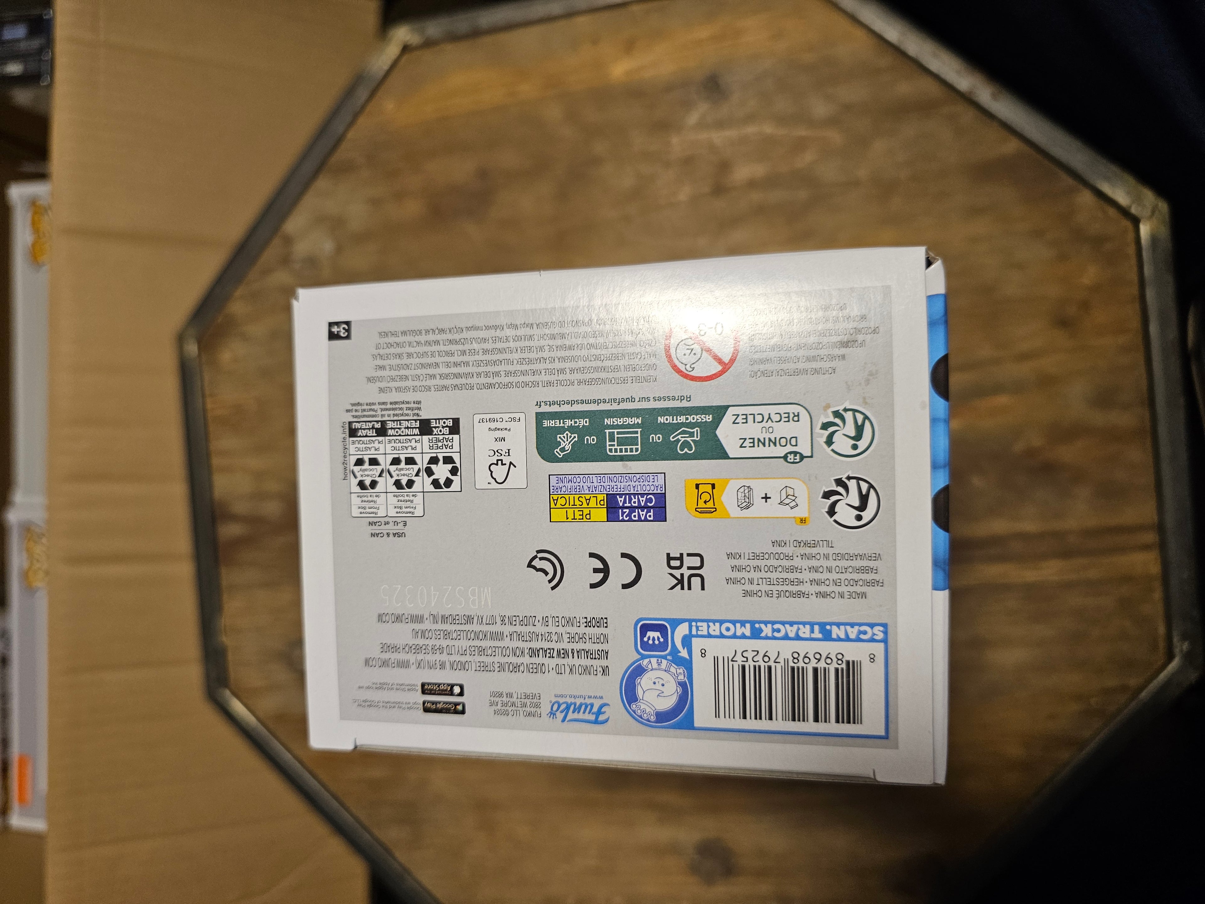 Funko Pop  Smurfs 1518 Grouchy Smurf