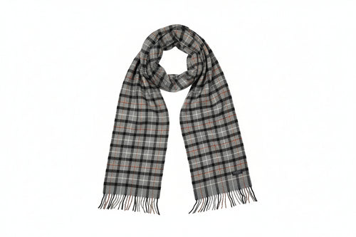 Burberrys  Unisex  100% Lambswool Scarf (Pre Loved)
