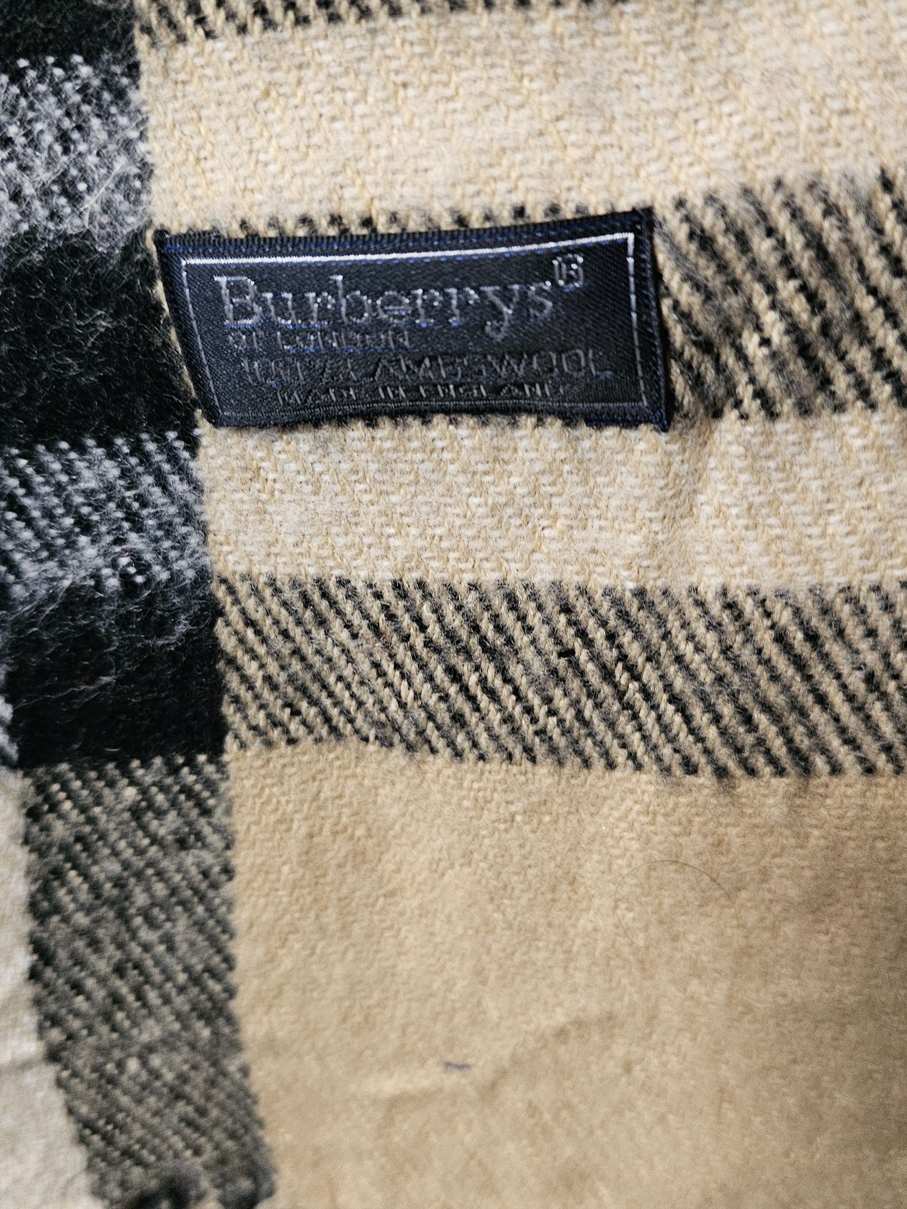 Vintage Burberry 100% Lambswool Scarf Classic  wide Check Pattern  (Pre Loved)