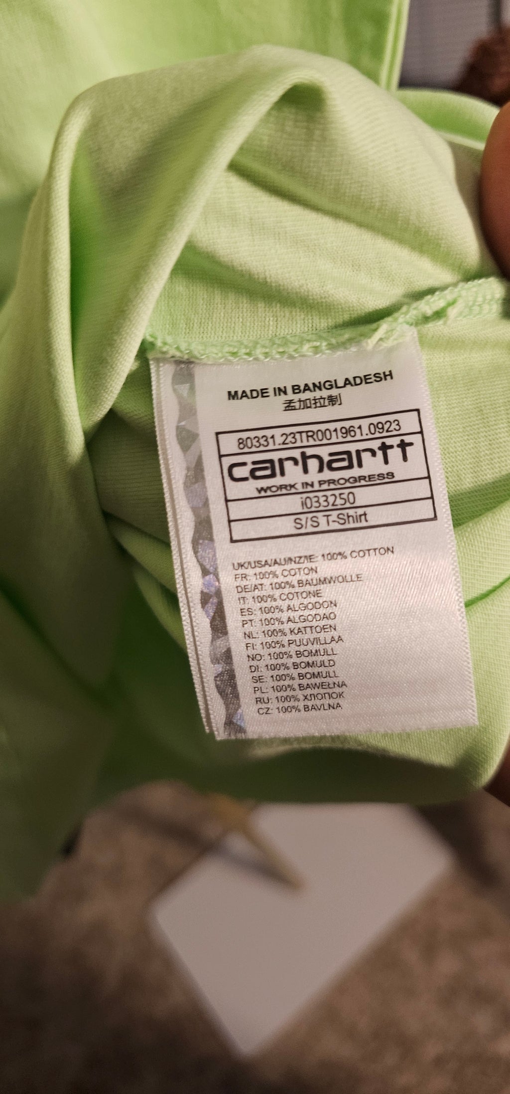Carhartt Wip  Size Small