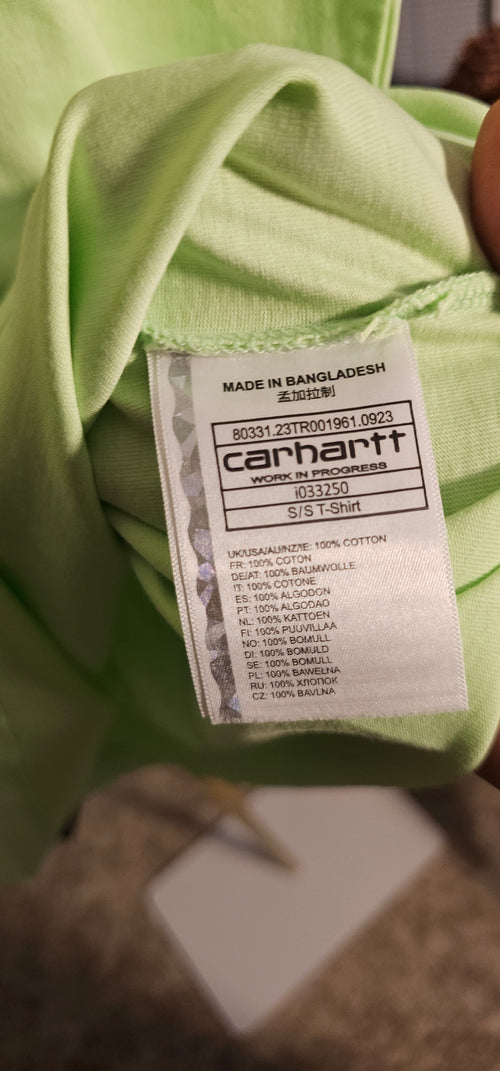 Carhartt Wip  Size Small