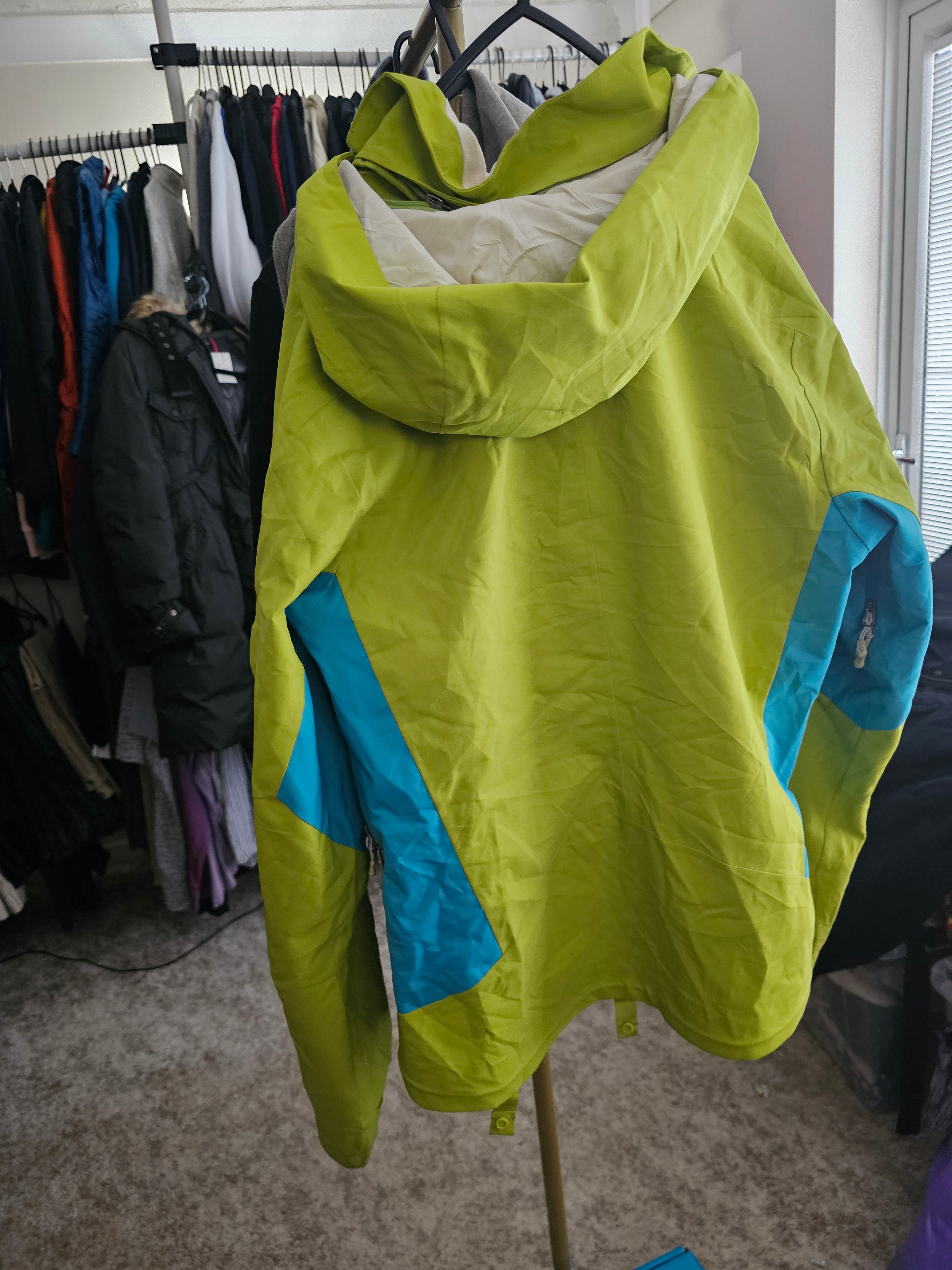 Patagonia Women'S Jacket  Size M  Pre loved