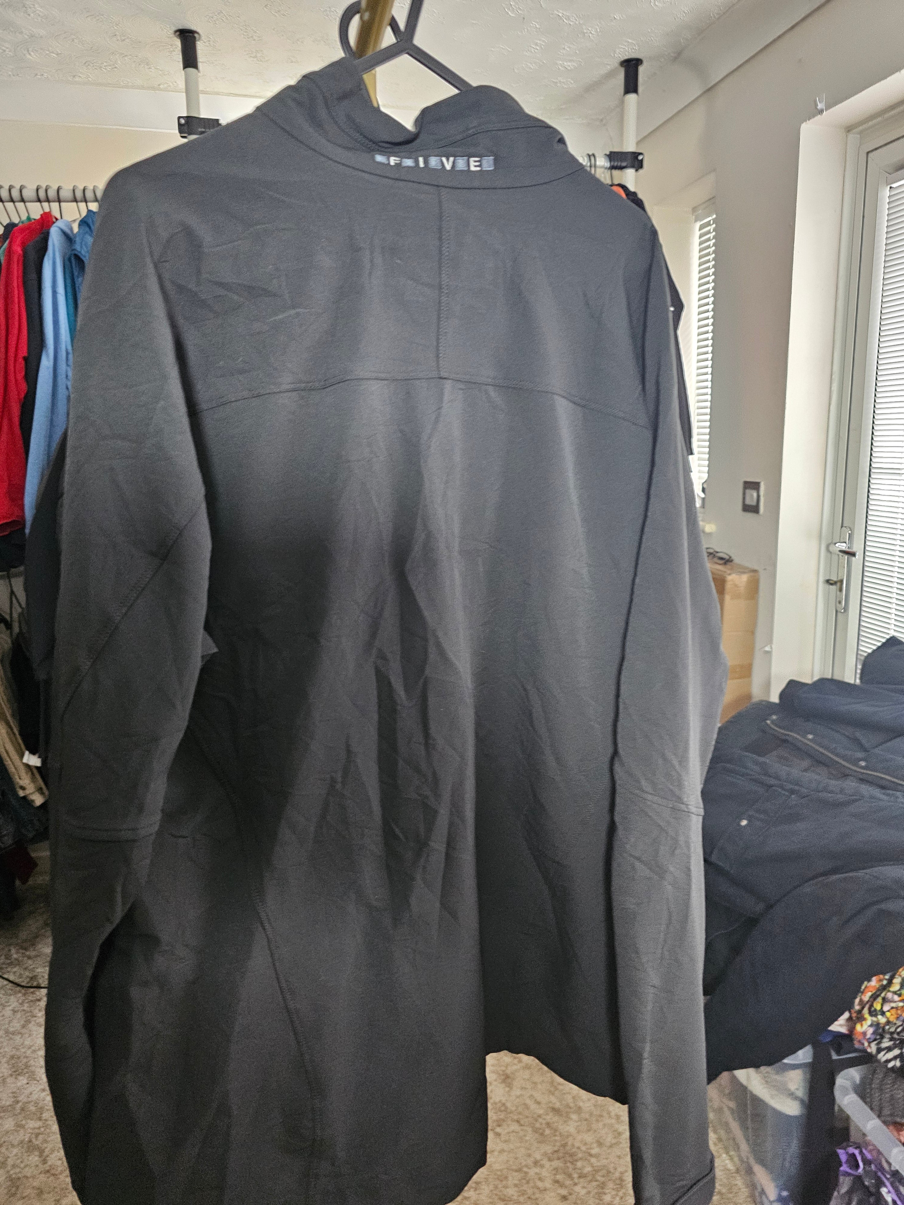 Patagonia Torrent shell Jacket Black Large ( Pre Loved)