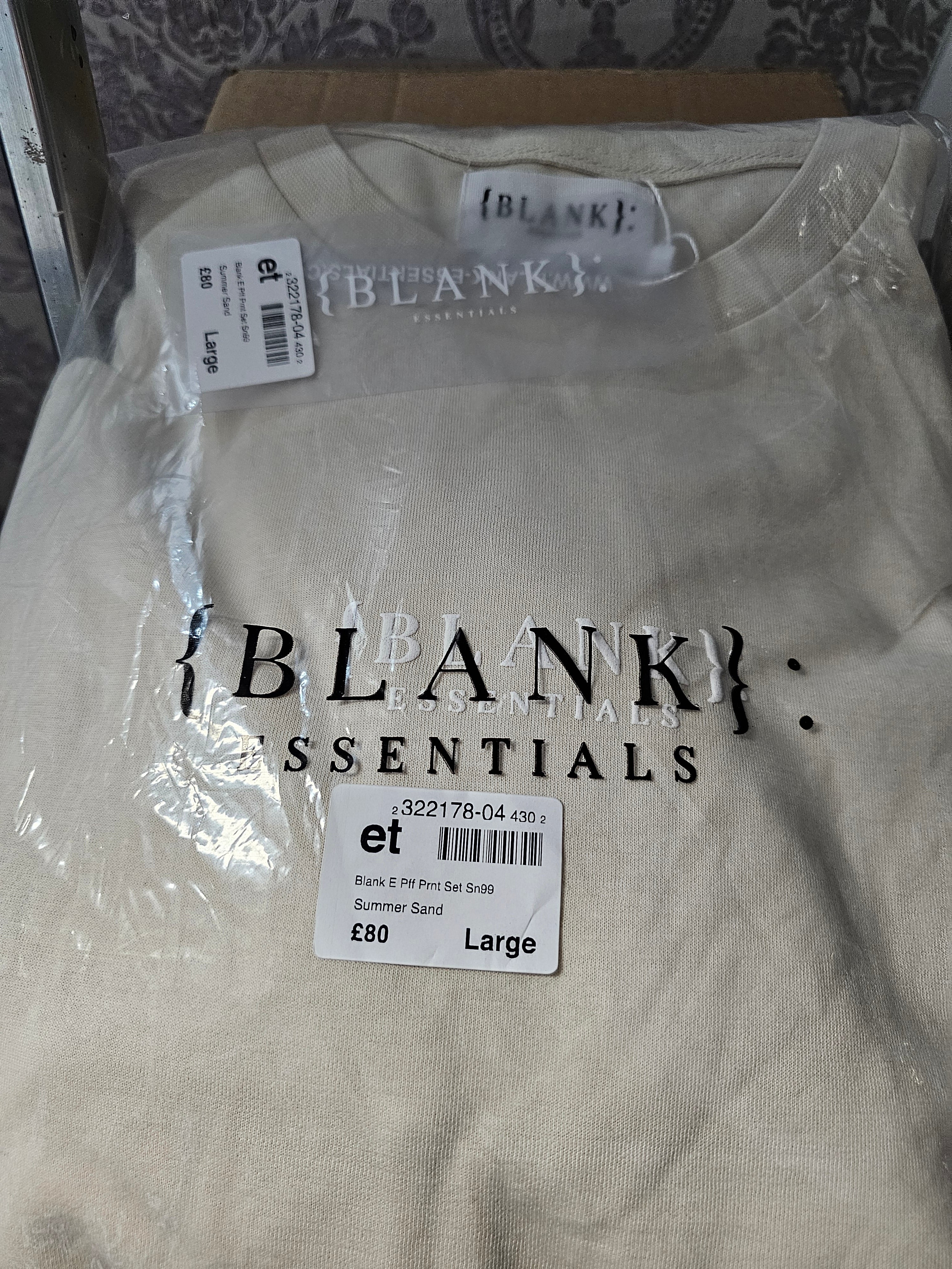 Blank Essentials Blank Puff Print T-shirt Short Set, Size L, summer sand