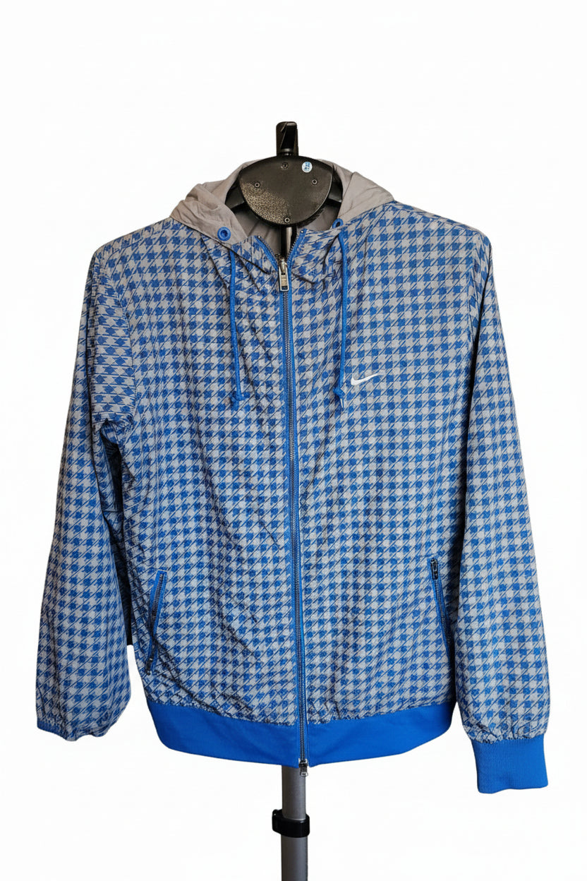 Nike Reversable Jacket Size  Medium  Pre Loved