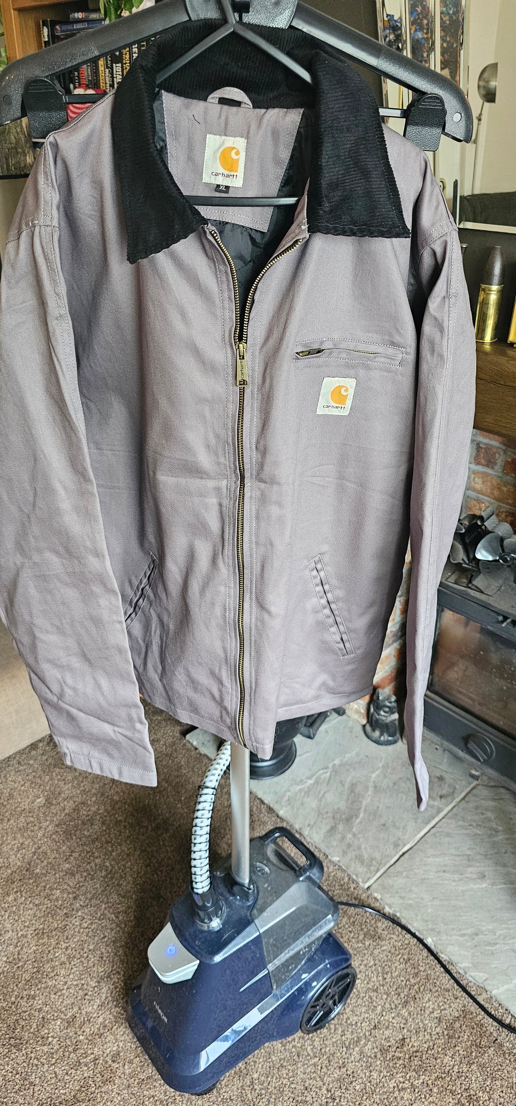 Carhartt Size XL Mens Jacket (BNWOT)