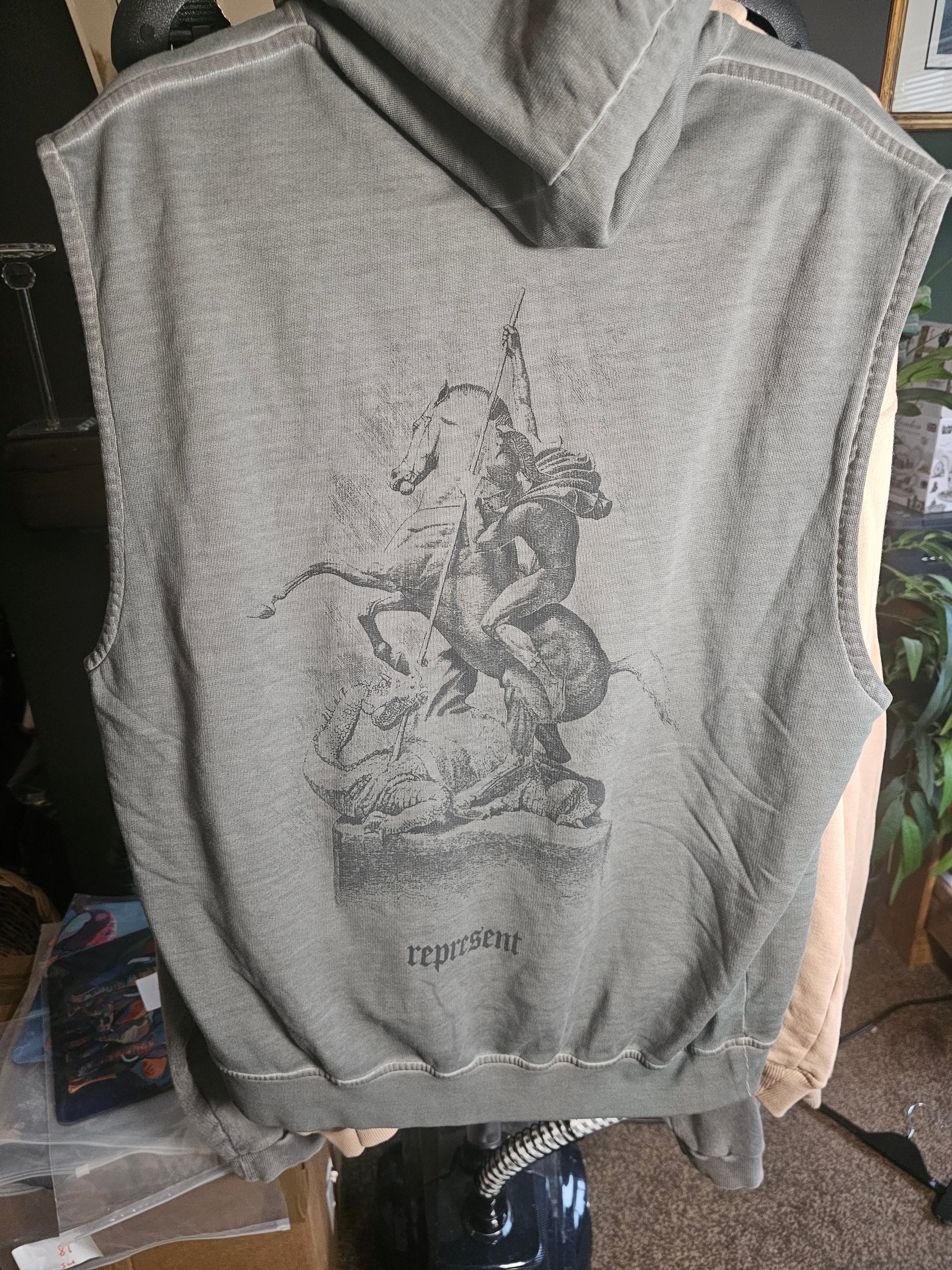 represent 247 sleeveless hoodie