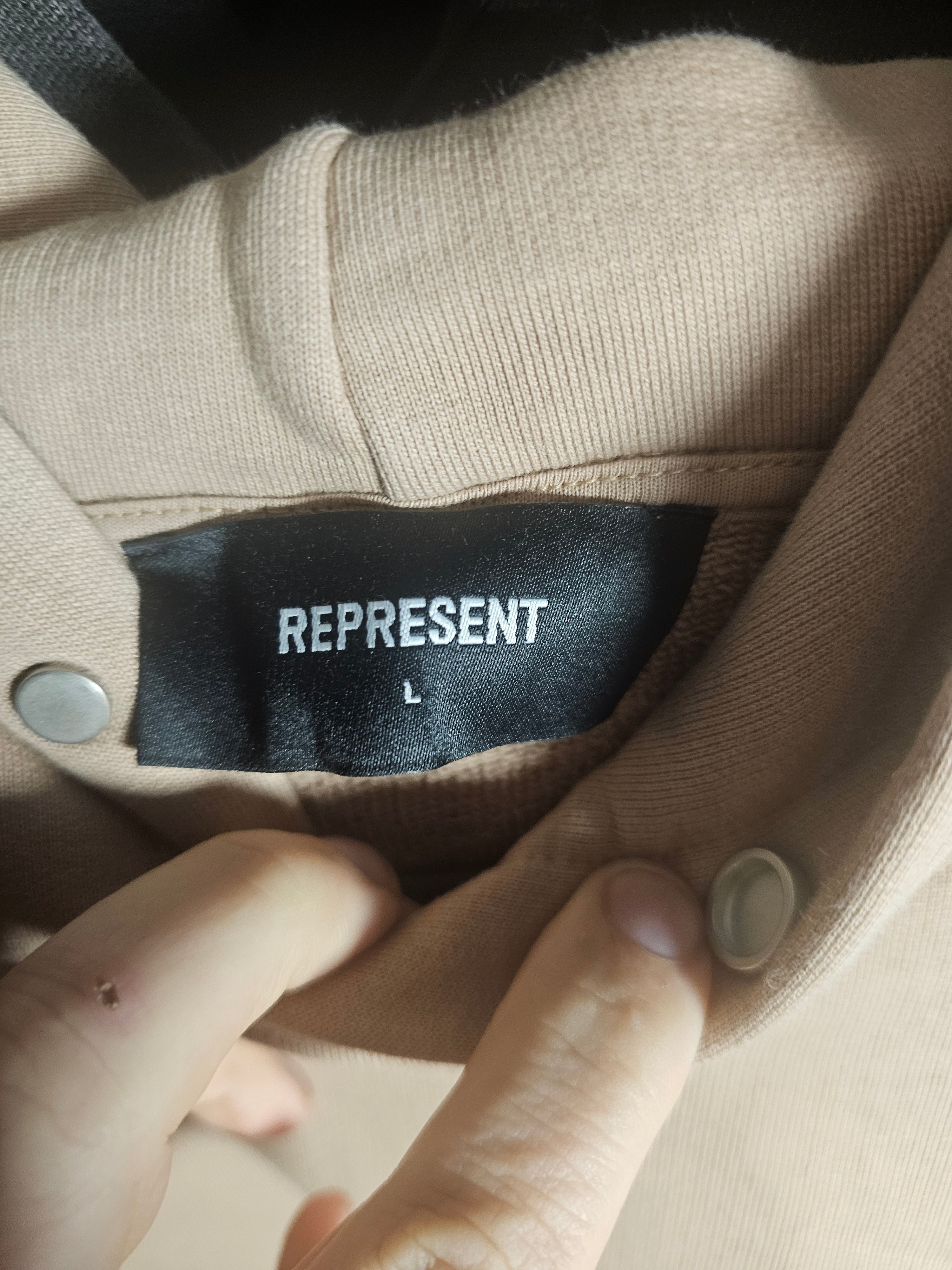 Represent Owners Club Hoodie  Size Large