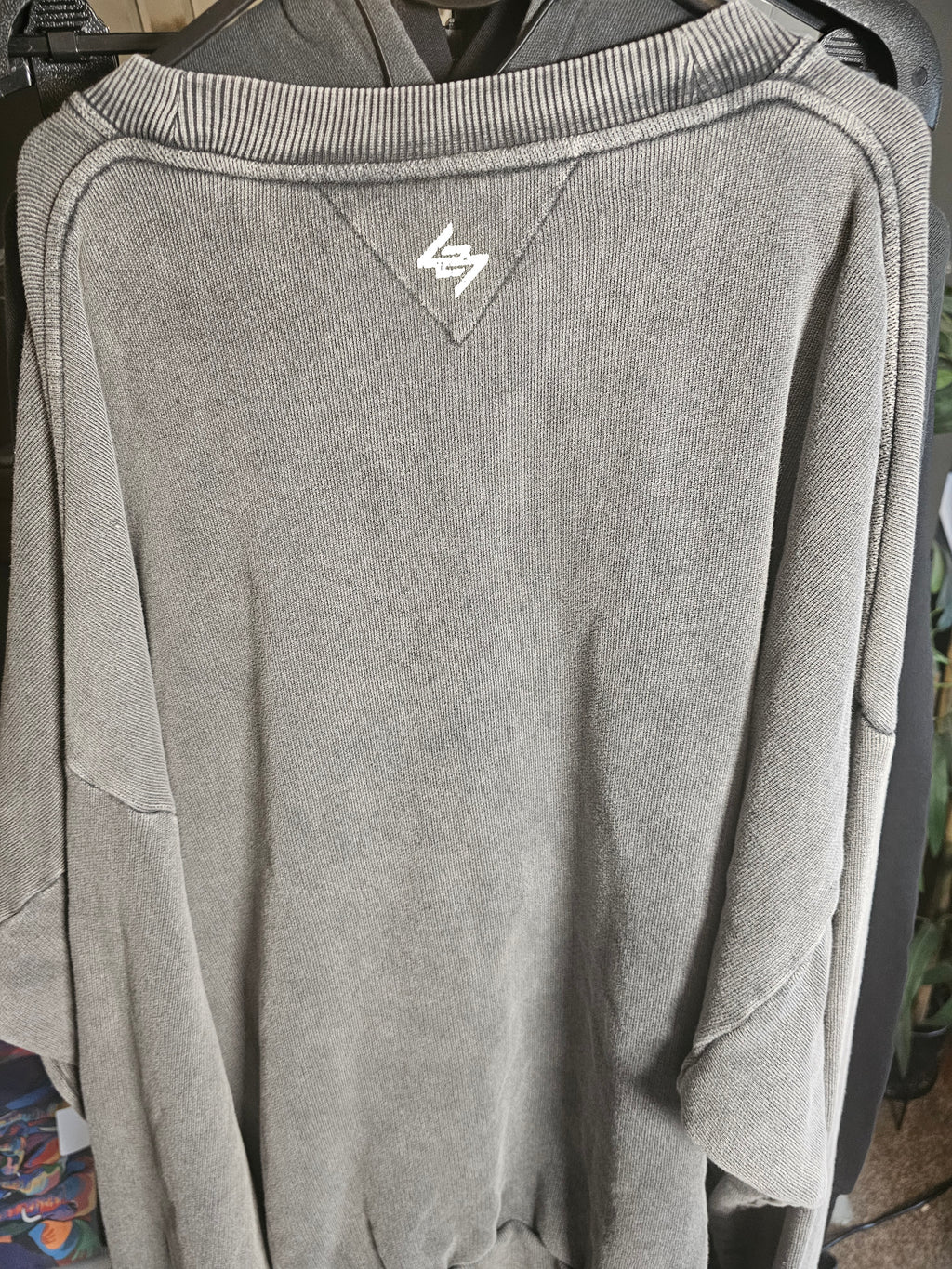 Represent 247 sweatshirt Size Large