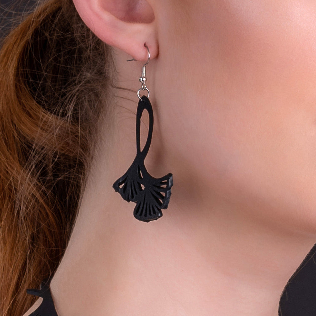 Fan Leaf Recycle Rubber Clover Earrings