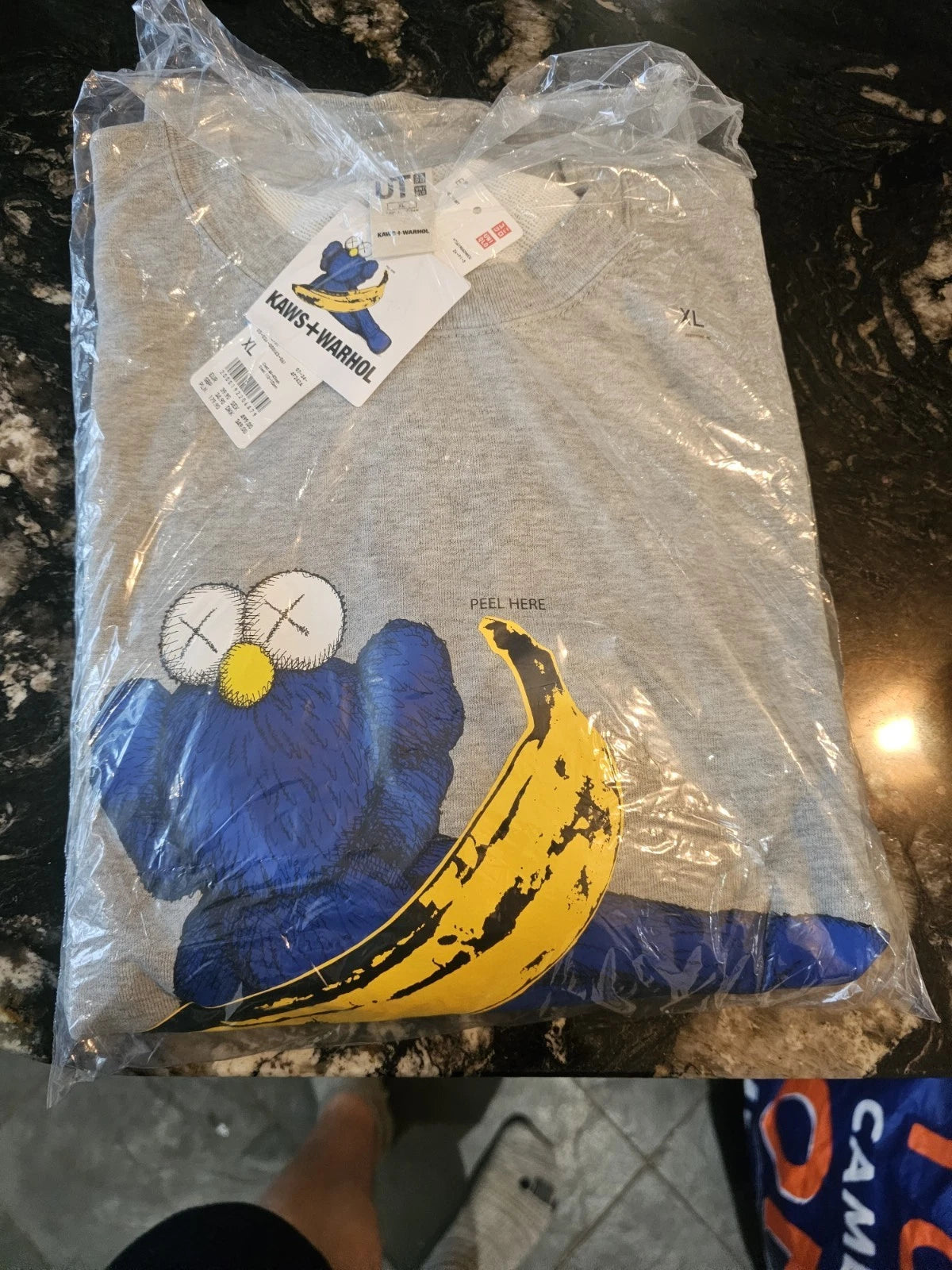 Uniqlo Kaws x Andy Warhol Gray Graphic Long Sleeve Sweatshirt, Size Mens XL BNWT
